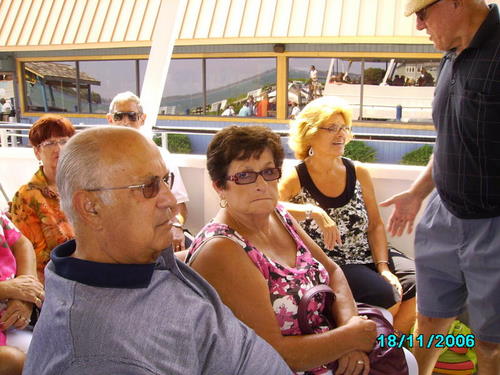 ./Gallery/2011 40th Anniv. Boat Ride/SANY0124.jpg
